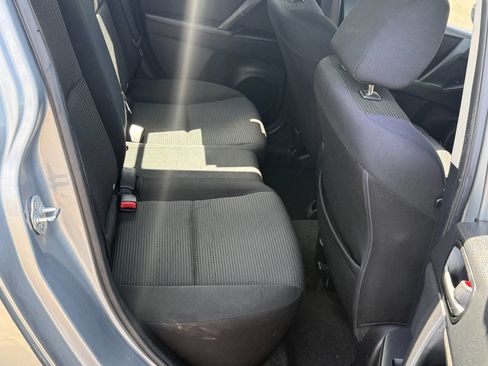 Used 2013 MAZDA MAZDA3 i Sport FWD image 14