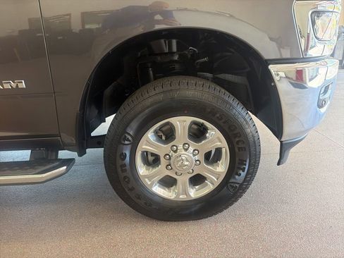 Used 2025 RAM 2500 Big Horn AWD/4WD image 28