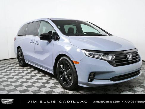Used 2024 Honda Odyssey Sport image 1