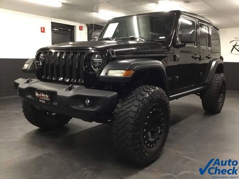 Used 2020 Jeep Wrangler Unlimited Sport AWD/4WD image 5