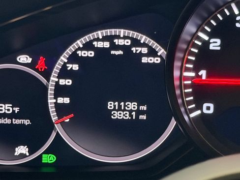 Certified 2019 Porsche Cayenne Turbo AWD/4WD image 21