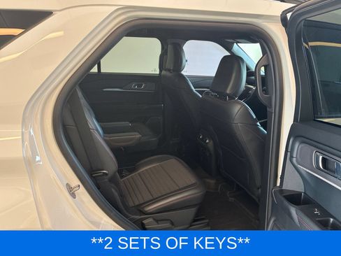 Used 2025 Ford Explorer ST-Line AWD/4WD image 11