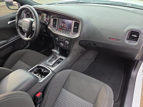 Used 2022 Dodge Charger Scat Pack RWD image 16