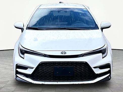 Certified 2024 Toyota Corolla SE FWD image 4