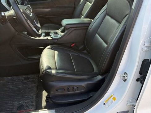 Used 2020 GMC Acadia SLT w/ Driver Alert Package II AWD/4WD image 5
