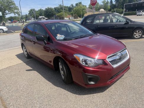 Used 2014 Subaru Impreza 2.0i AWD/4WD image 6
