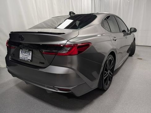 Used 2025 Toyota Camry XSE AWD/4WD image 3