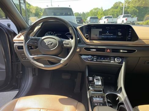 Used 2021 Hyundai Sonata Limited w/ Cargo Package FWD image 11