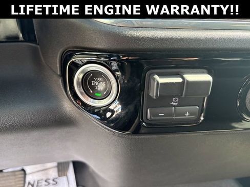Certified 2024 Chevrolet Silverado 3500 LT AWD/4WD image 20