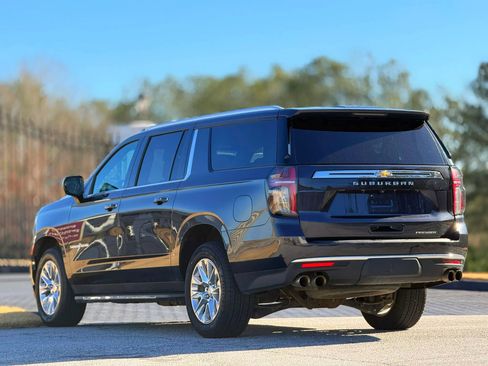 Used 2023 Chevrolet Suburban Premier AWD/4WD image 8