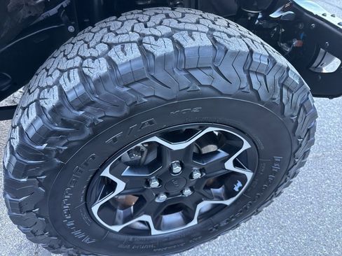 Used 2021 Jeep Wrangler Unlimited Rubicon 4xe w/ Steel Bumper Group image 15