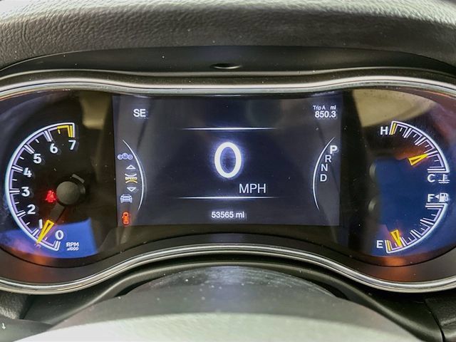 Used 2020 Jeep Grand Cherokee Altitude RWD image 18