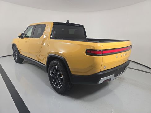 Used 2022 Rivian R1T Launch Edition AWD/4WD image 3