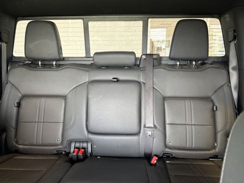 Used 2025 Chevrolet Silverado 2500 High Country w/ High Country Premium Package AWD/4WD image 22