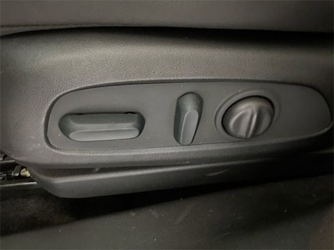 Used 2023 Chevrolet TrailBlazer ACTIV image 25