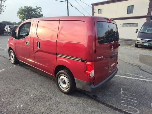 Used 2017 Nissan NV200 S image 3
