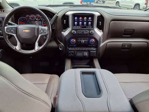 Used 2020 Chevrolet Silverado 2500 LTZ w/ LTZ Convenience Package AWD/4WD image 9