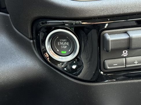 New 2026 GMC Sierra 2500 SLT w/ SLT Premium Package image 26