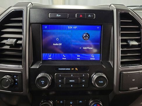 Used 2020 Ford F150 XLT image 18