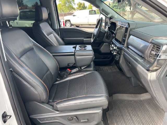 Used 2025 Ford F350 Lariat w/ Tremor Off-Road Package AWD/4WD image 36