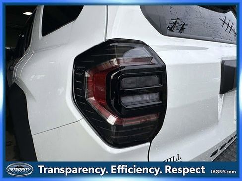 Used 2025 Toyota 4Runner Trailhunter image 10