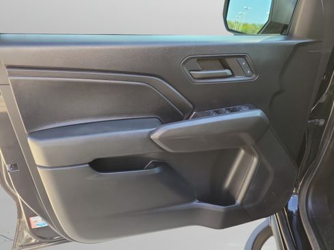 Used 2024 Chevrolet Colorado Trail Boss w/ Advanced Trailering Package AWD/4WD image 7