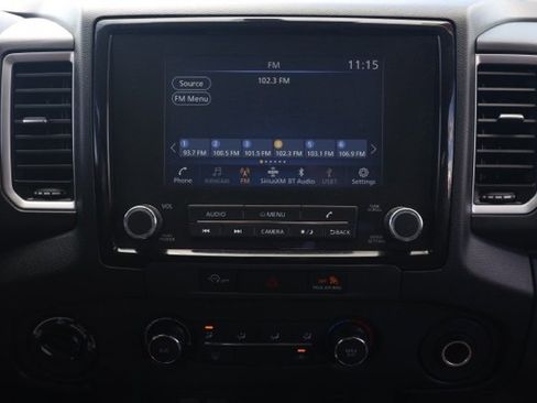 Used 2023 Nissan Frontier SV image 28