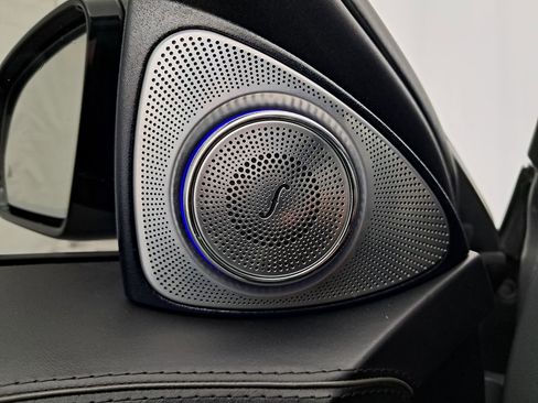 Used 2016 Mercedes-Benz S 63 AMG 4MATIC Sedan image 28