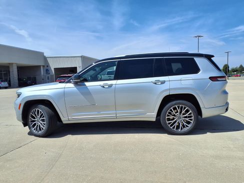 Certified 2021 Jeep Grand Cherokee L Summit AWD/4WD image 38