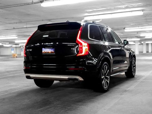 Used 2016 Volvo XC90 T6 Momentum image 6