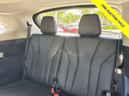 Used 2024 Acura MDX SH-AWD image 14