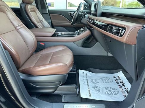 Used 2025 Lincoln Aviator Reserve w/ Illumination Package AWD/4WD image 51