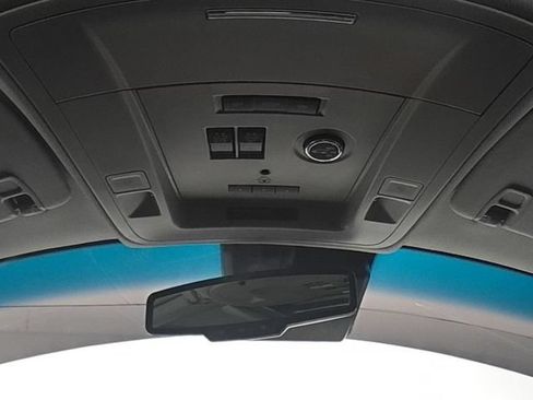 Used 2016 Chevrolet Suburban LT AWD/4WD image 34