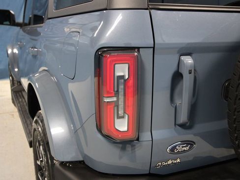 Used 2025 Ford Bronco Outer Banks image 39