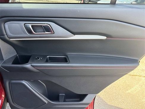 Certified 2025 Ford Explorer ST-Line w/ Premium Package image 20