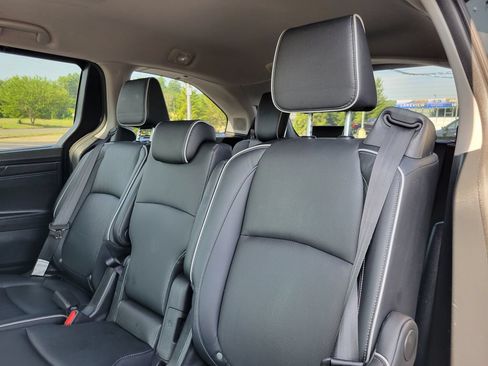 Used 2023 Honda Odyssey Elite image 23