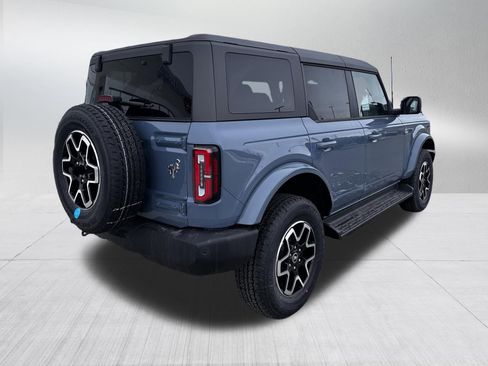 New 2025 Ford Bronco Outer Banks AWD/4WD image 4