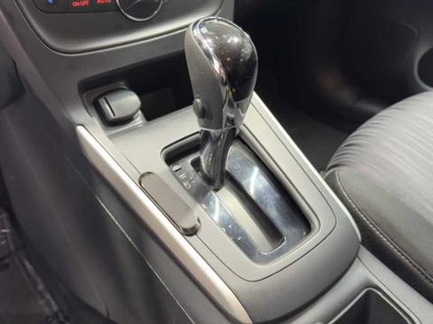 Used 2019 Nissan Sentra SV FWD image 23