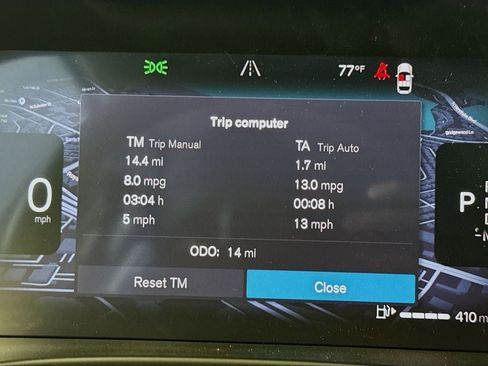 Certified 2026 Volvo XC40 B5 Plus w/ Protection Package Premier AWD/4WD image 12
