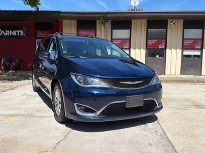 Used 2017 Chrysler Pacifica Touring-L