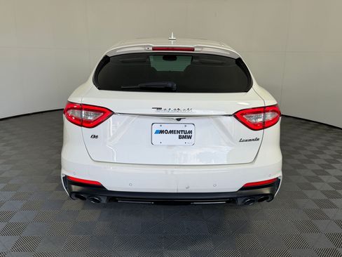 Used 2020 Maserati Levante GranSport AWD/4WD image 10