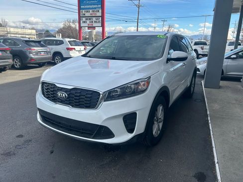 Used 2019 Kia Sorento LX Sport Utility 4D image 31