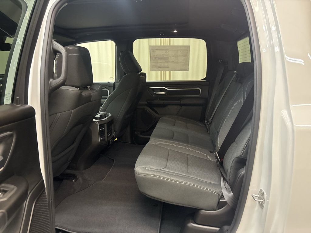 New 2026 RAM 1500 Big Horn AWD/4WD image 29