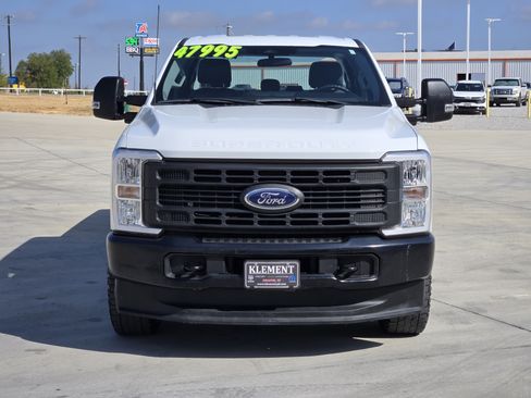 Used 2024 Ford F350 XL w/ FX4 Off-Road Package AWD/4WD image 3