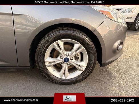 Used 2014 Ford Focus SE image 12