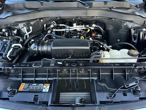 Certified 2023 Ford Explorer XLT w/ Equipment Group 202A RWD image 21
