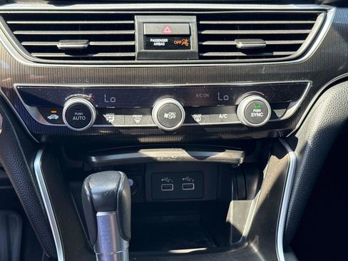 Certified 2022 Honda Accord Sport image 24