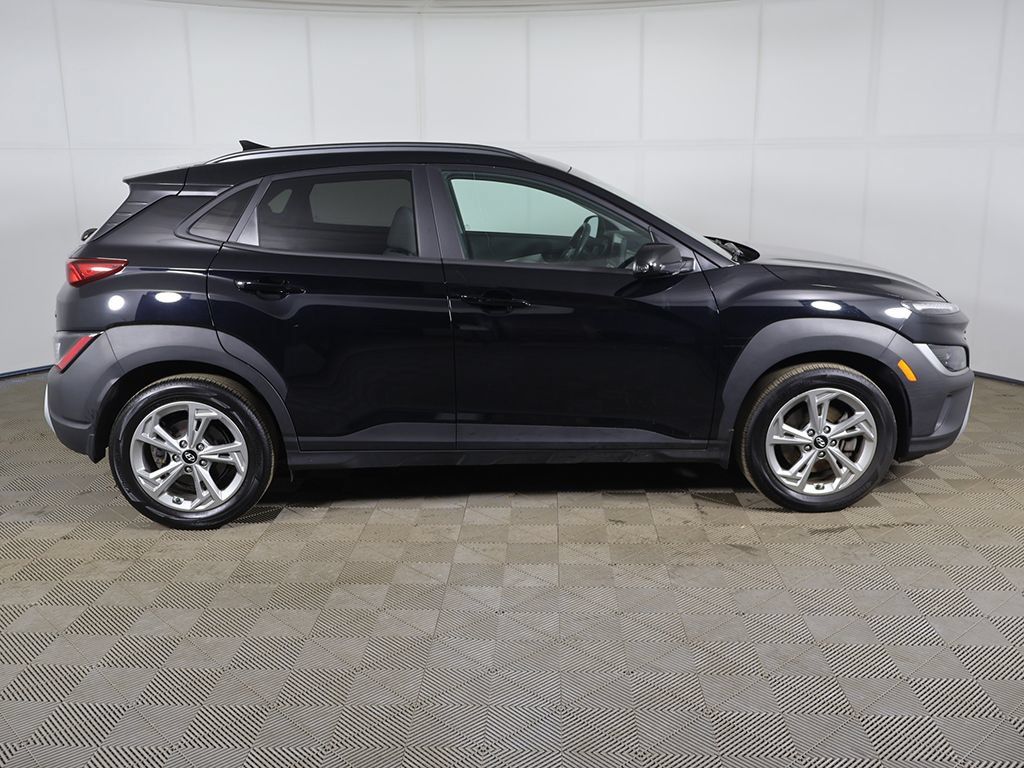 Used 2023 Hyundai Kona SEL w/ Cargo Package AWD/4WD image 13