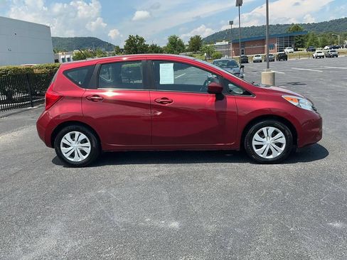 Used 2016 Nissan Versa Note SV FWD image 4