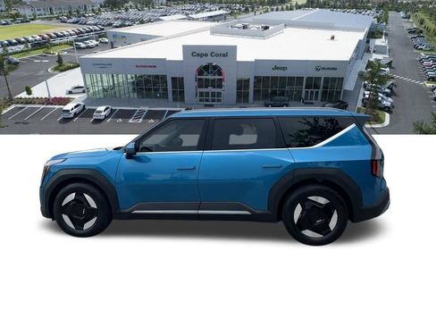 Used 2026 Kia EV9 Wind AWD/4WD image 9